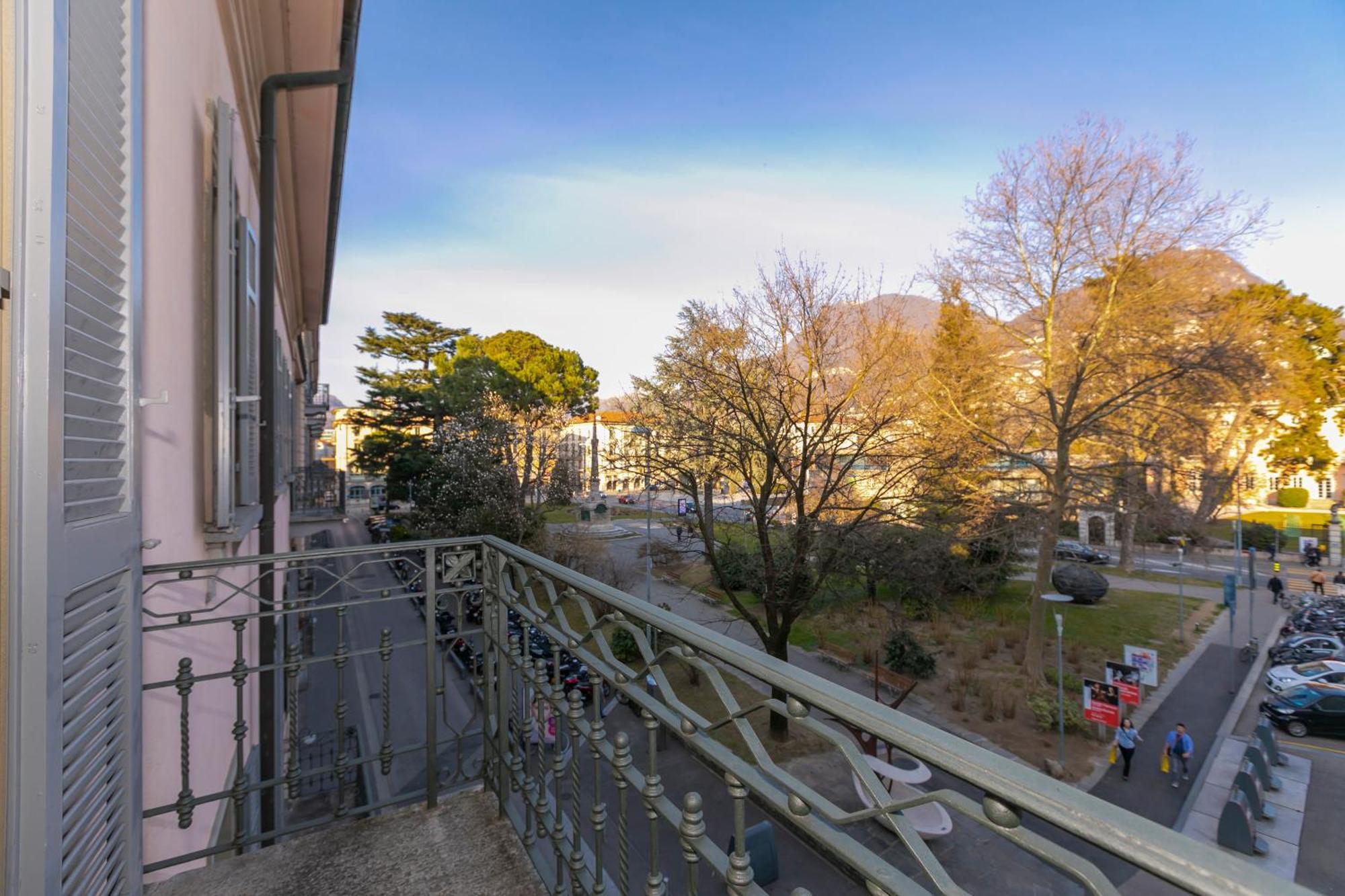 Star Of Lugano - Happy Rentals Esterno foto
